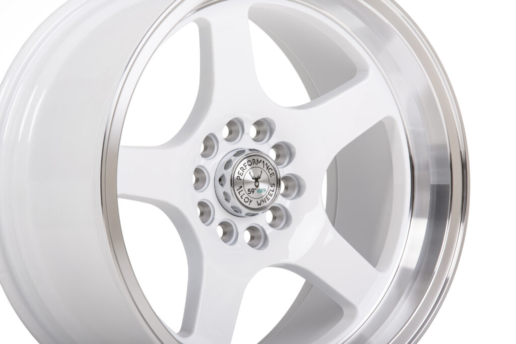 59°North Wheels D-004 8,5x17" ET10 5x114,3/5x120