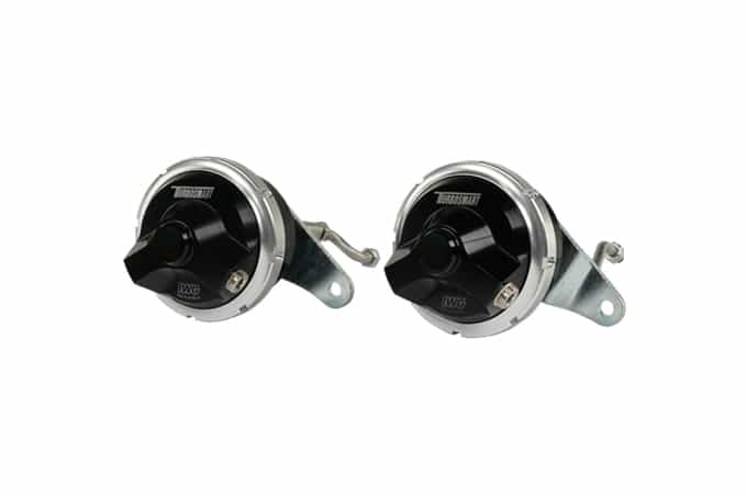 GenV IWG75 Twin Port Nissan GTR R35 Black 14 PSI