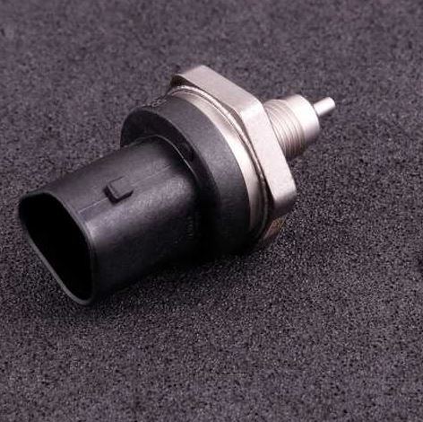 Bosch tryck och temperatur sensor (10bar / 140°)